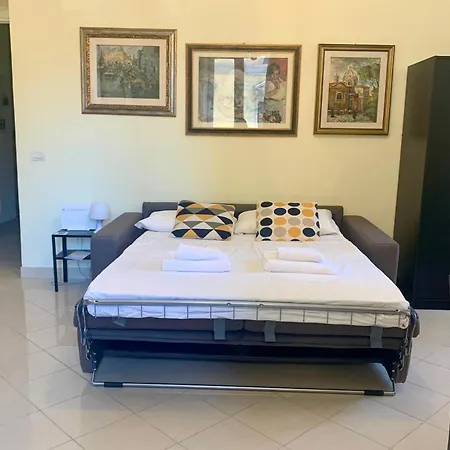 Alberto Vatican House