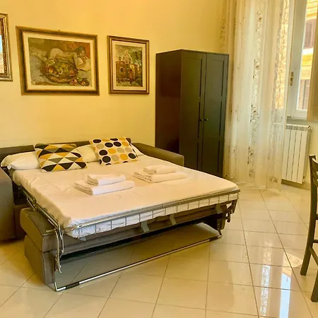 Alberto Vatican House * Rome